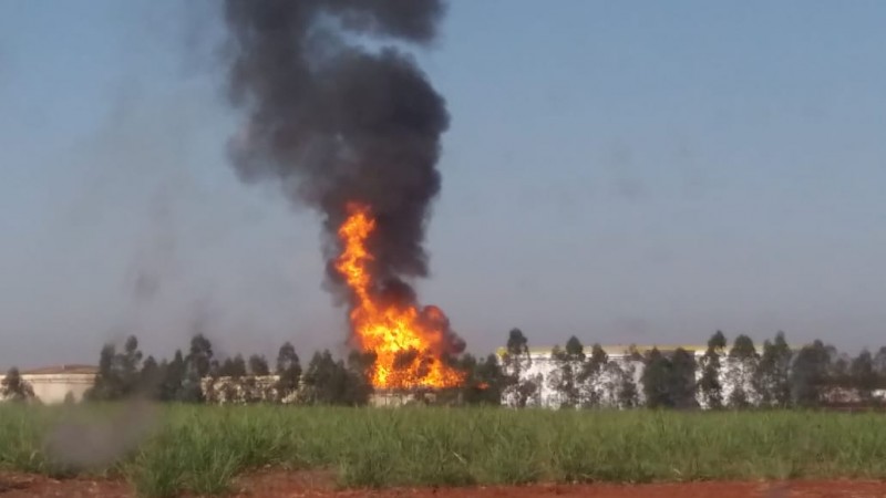 Tanque de armazenamento de etanol explode em Nova Independência