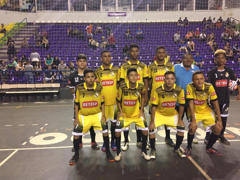 Futsal vence em duas categorias