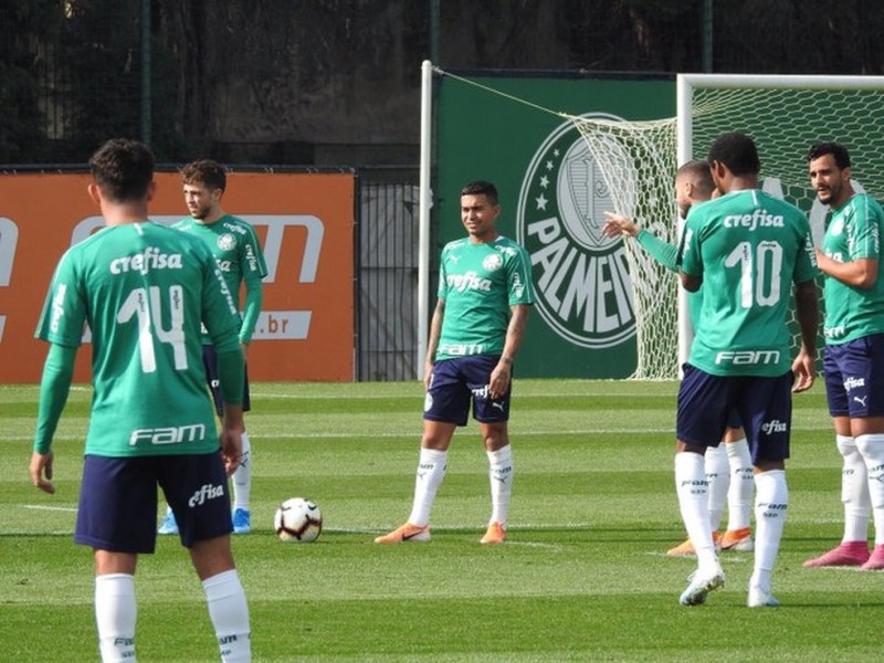 Palmeiras terá mudança e duas novidades para pegar o Grêmio