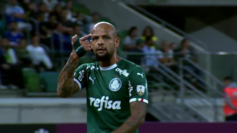 Palmeiras consegue efeito suspensivo e Felipe Melo enfrenta Flamengo