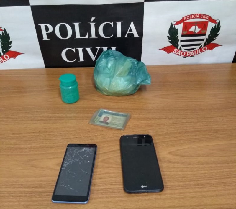 Polícia Civil faz operação de combate a drogas sintéticas