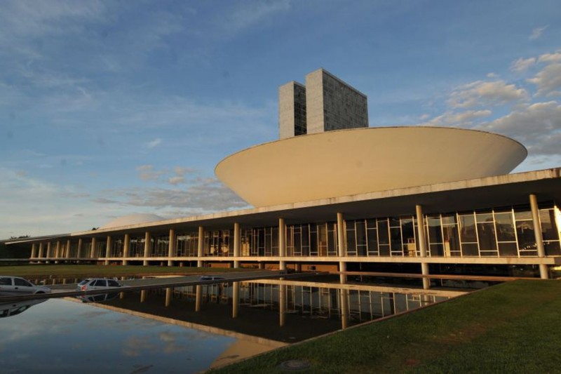 Senadores podem apoiar PEC para disciplinar prisão em 2ª instância