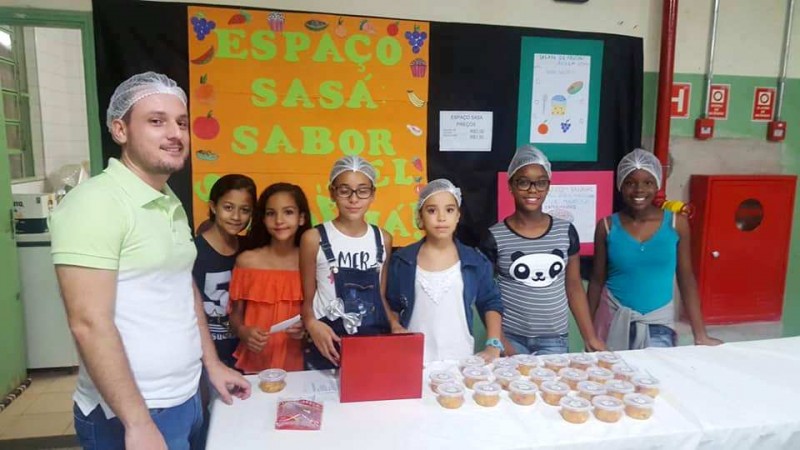 Escolas municipais realizam feiras de empreendedorismo