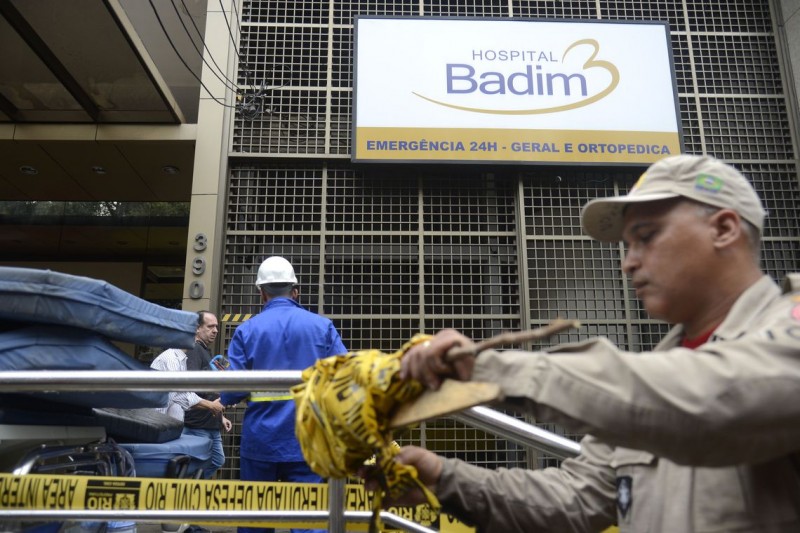 Morre 22ª vítima de incêndio no Hospital Badim, no Rio