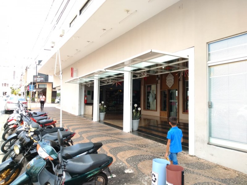 Com laudos, Defesa Civil autoriza e shopping é reaberto