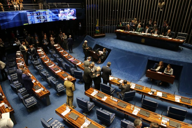 Senado aprova projeto que reestrutura Previdência dos militares