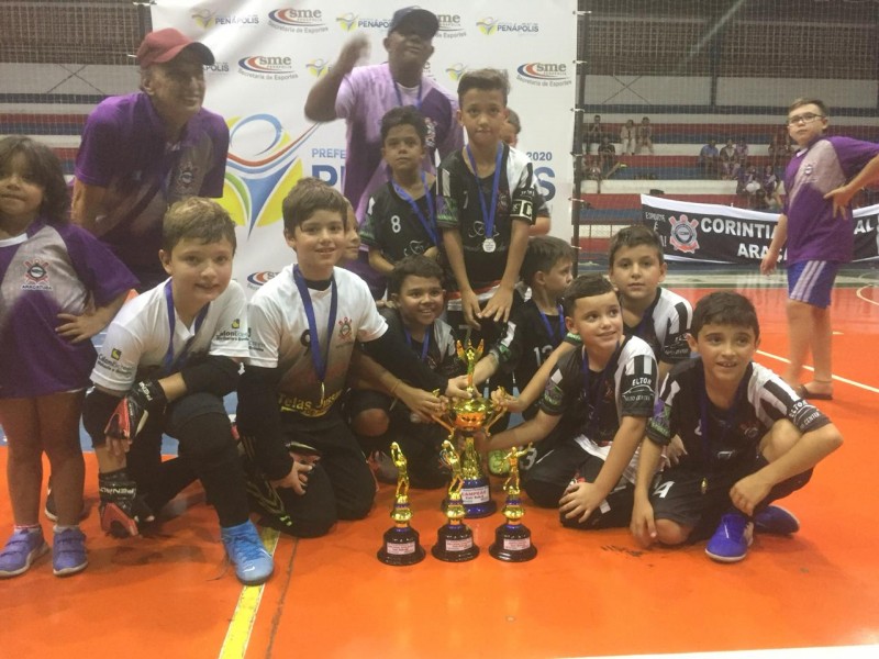 Corinthians é campeão sub-8 do 25º Futsal Ferinhas-2019