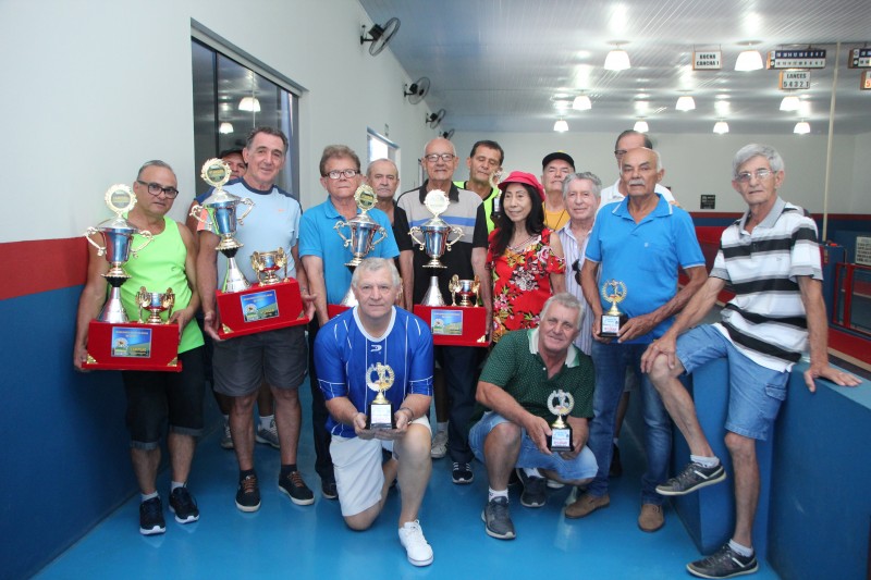 Torneio de Bocha do Lago premia os melhores do ano