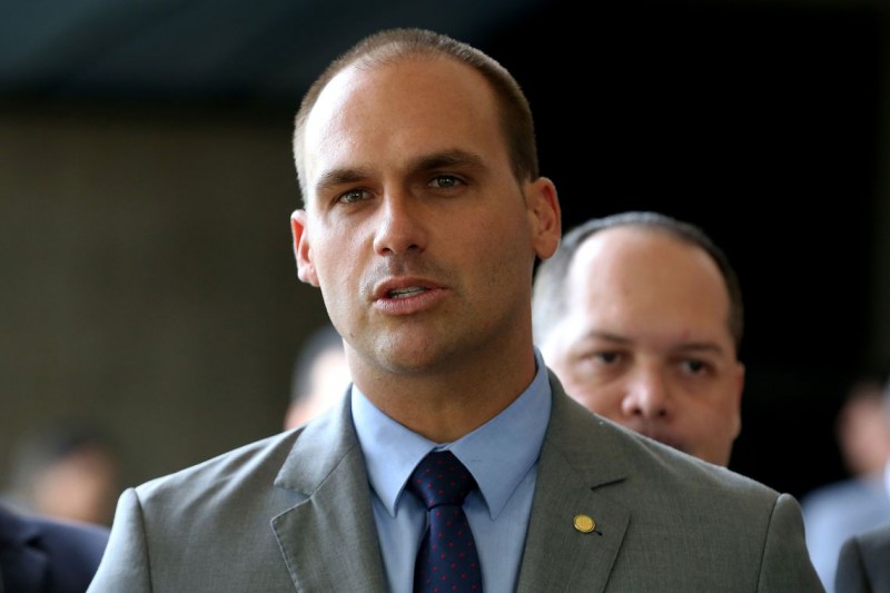 Eduardo Bolsonaro é reconduzido à liderança do PSL na Câmara