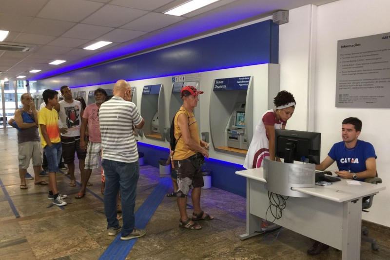 Bancos fecham nos dias 31 e 1º