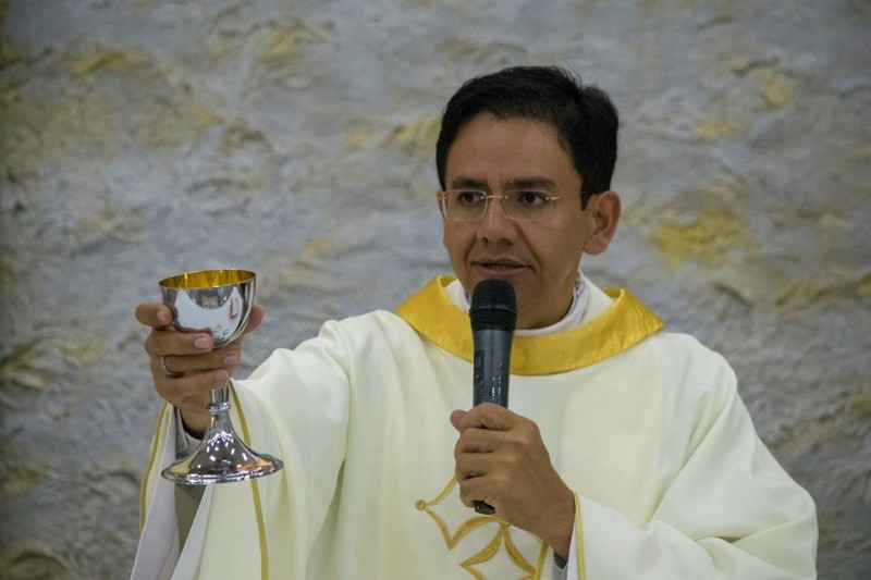 Padre Irineu Castro celebra 10 anos de Ordenação Presbiteral