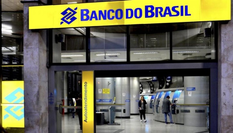 Caixa e Banco do Brasil começam a pagar abono do PIS/Pasep