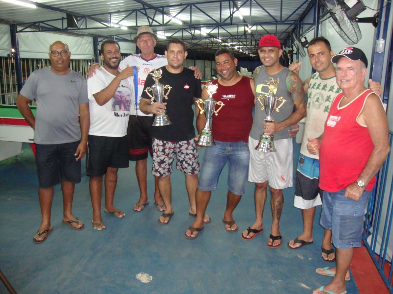 Platini vence Torneio de Bilhar do Lago Azul