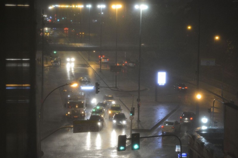 Fim de semana será chuvoso no país, prevê meteorologia