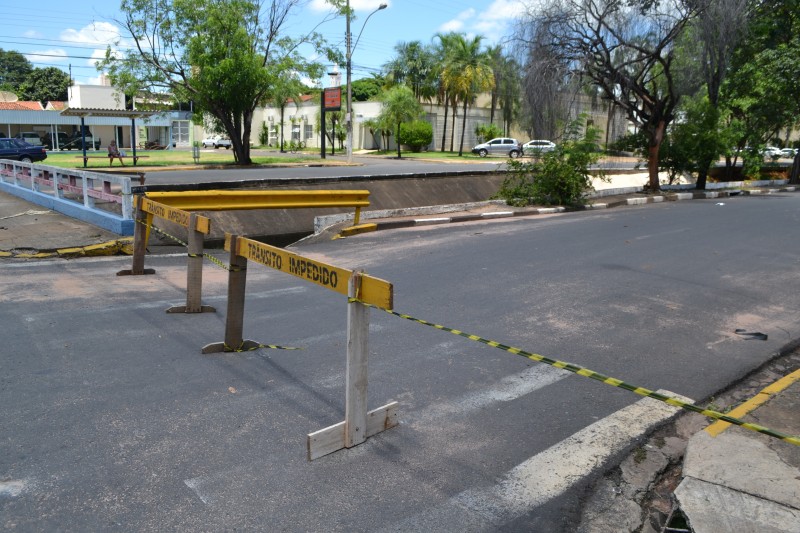 Forte chuva provoca alagamentos e interdição de trecho na Marechal Rondon