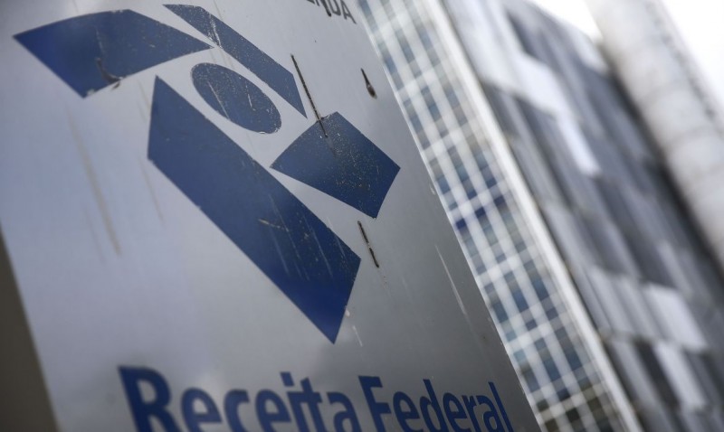 Receita recebe 372 mil declarações do IR no primeiro dia de entrega