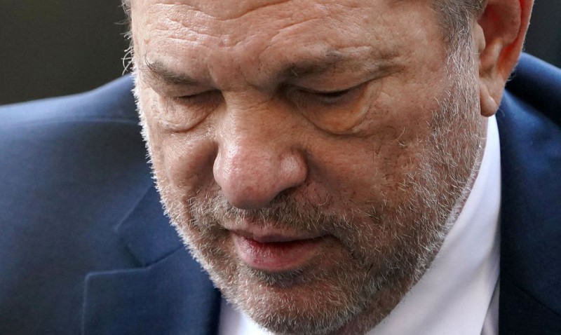 Harvey Weinstein é condenado a 23 anos de prisão por crimes sexuais