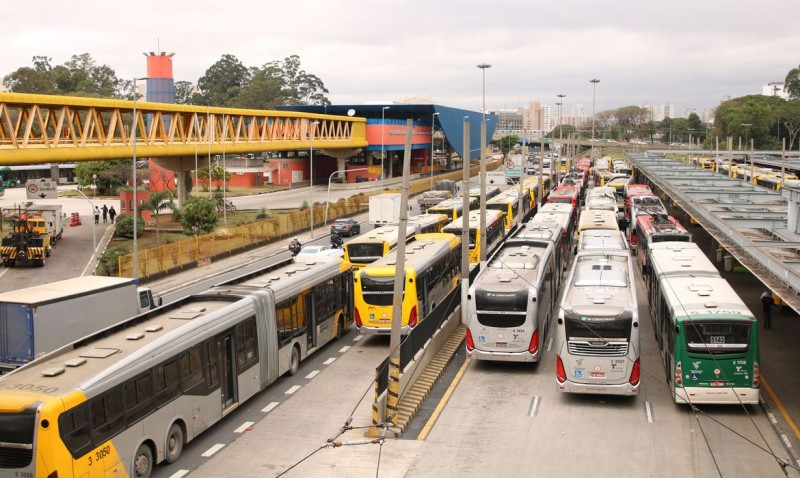 Coronavírus: viagens de ônibus devem seguir orientações da OMS