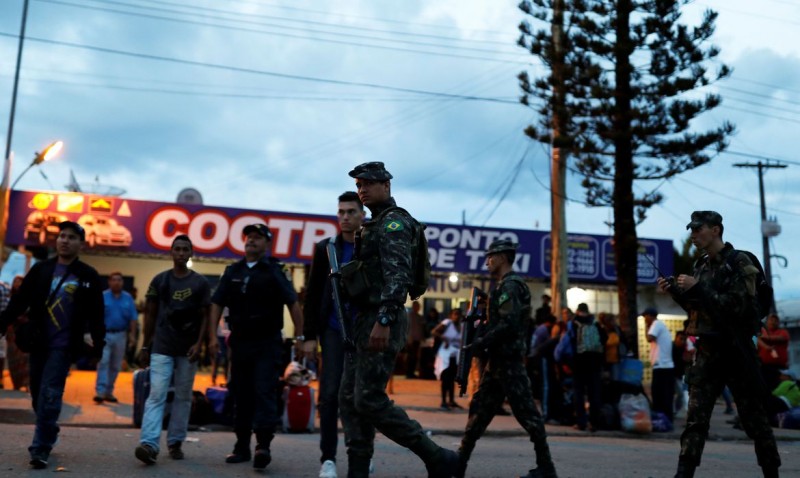 Governo restringe temporariamente entrada de venezuelanos no Brasil