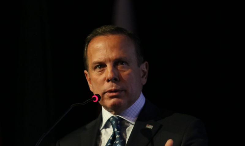 Doria recomenda que sejam evitadas missas, cultos ou celebrações