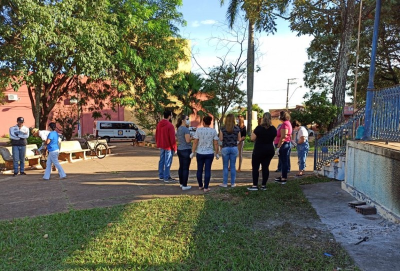 Sasc e SOS orientam pessoas em situação de rua