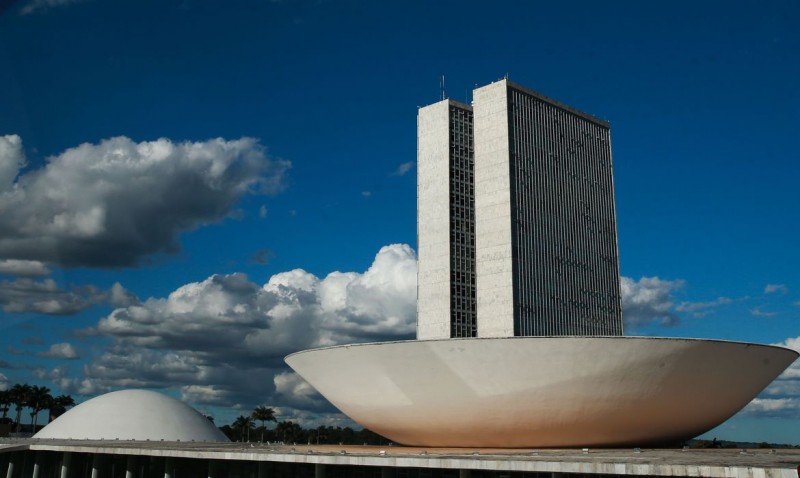 Câmara aprova MP do Contrato Verde e Amarelo