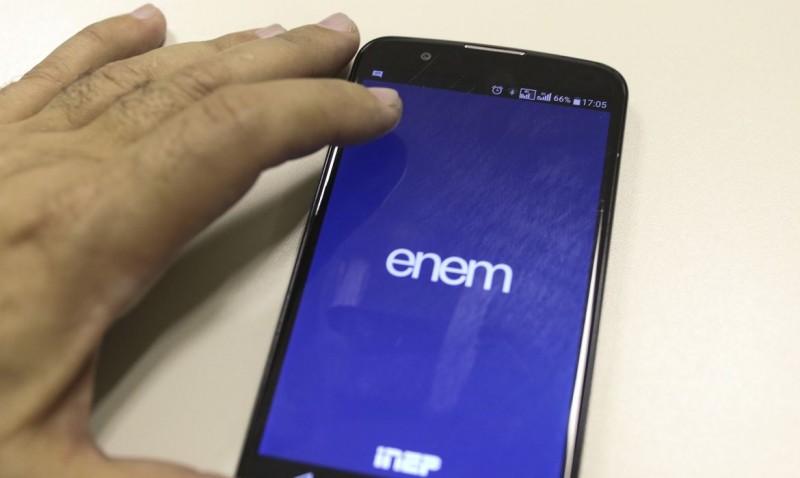 Inep formaliza adiamento do Enem digital para 22 e 29 de novembro