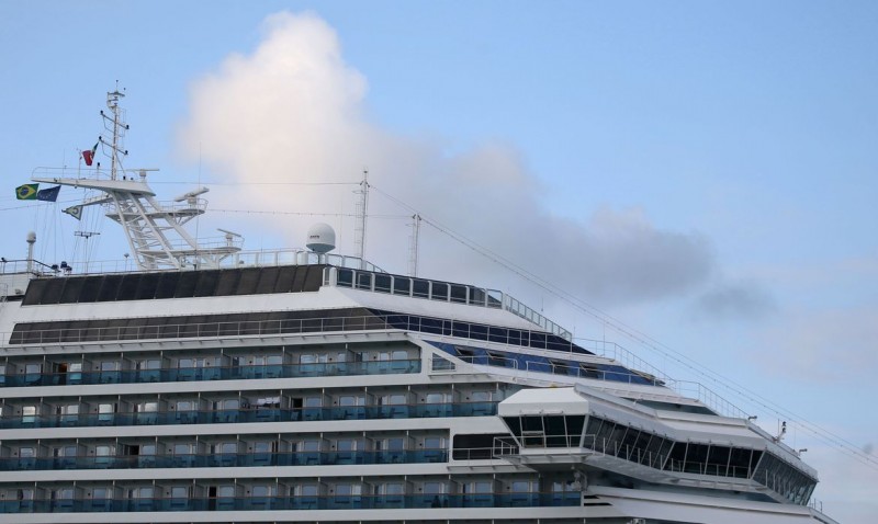 Cerca de 230 tripulantes deixam hoje navio Costa Fascinosa em Santos