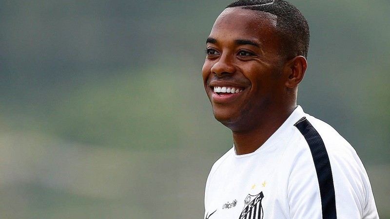 Na mira do Santos, Robinho ainda não sabe aonde vai jogar