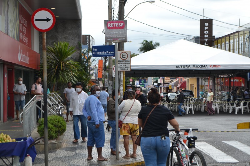 Apesar de ser obrigatório, população ainda não se adaptou ao uso correto de máscaras