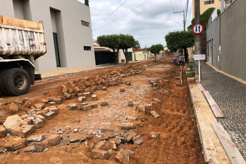 Trecho da avenida Eduardo de Castilho receberá asfalto novo