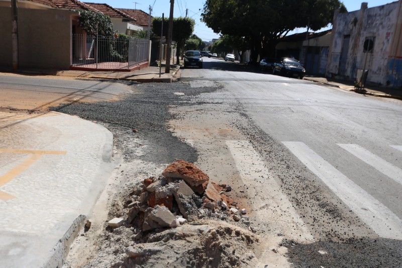 Câmara pede rapidez para reparos em pavimentação asfáltica