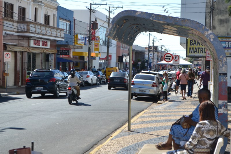 Comércio vive expectativa de melhora nas vendas com flexibilização