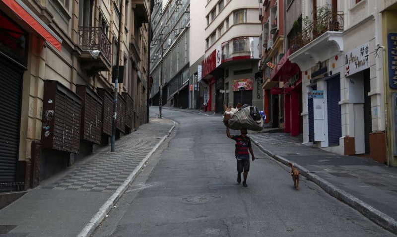 Prefeitura de SP libera abertura de comércio de rua e imobiliárias