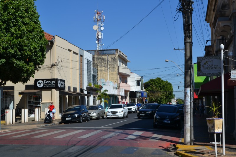 Pagamentos fizeram fluxo de pessoas aumentar no comércio