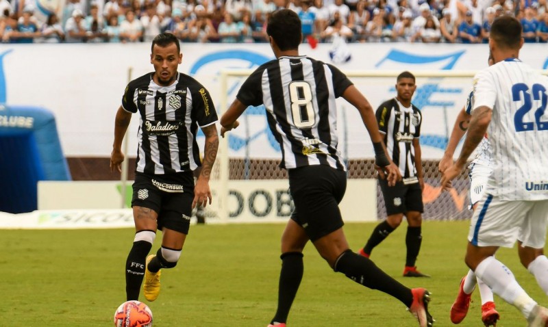 Futebol: Campeonato Catarinense retorna oficialmente em 8 de julho