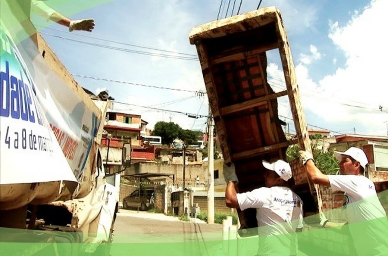 Mutirão de limpeza acontece em Glicério