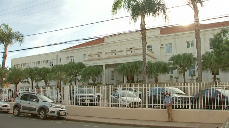 Santa Casa de Rio Preto atinge 100% de ocupação nos leitos de UTI e enfermaria para Covid-19