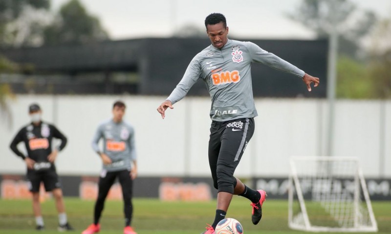 Corinthians e Grêmio podem ter desfalques no reinício dos estaduais