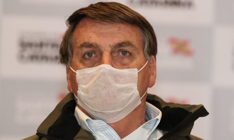 Bolsonaro tem novo teste positivo para covid-19