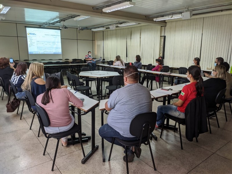 Além do teste rápido, pacientes com sintomas farão exame Swab