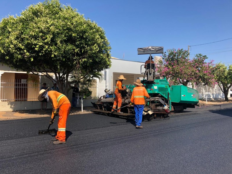 Concluído recape na avenida do Estádio