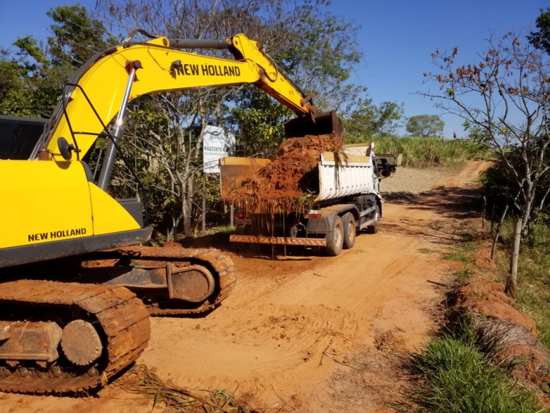 Consórcio executa limpeza na nascente do Ribeirão Lajeado