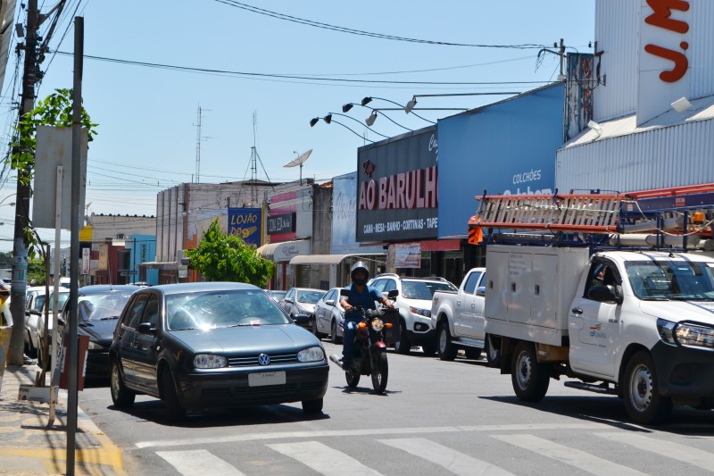 Penápolis fecha semestre com mais de 1,1 mil novos veículos trafegando no município