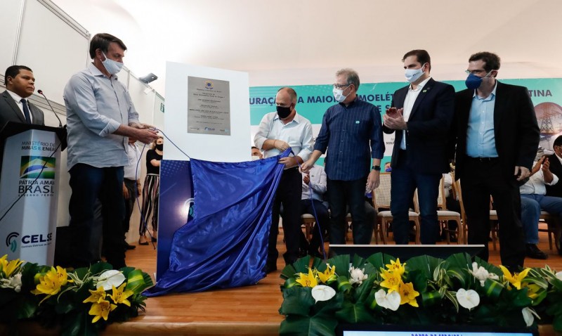 Bolsonaro inaugura termelétrica a gás em Sergipe