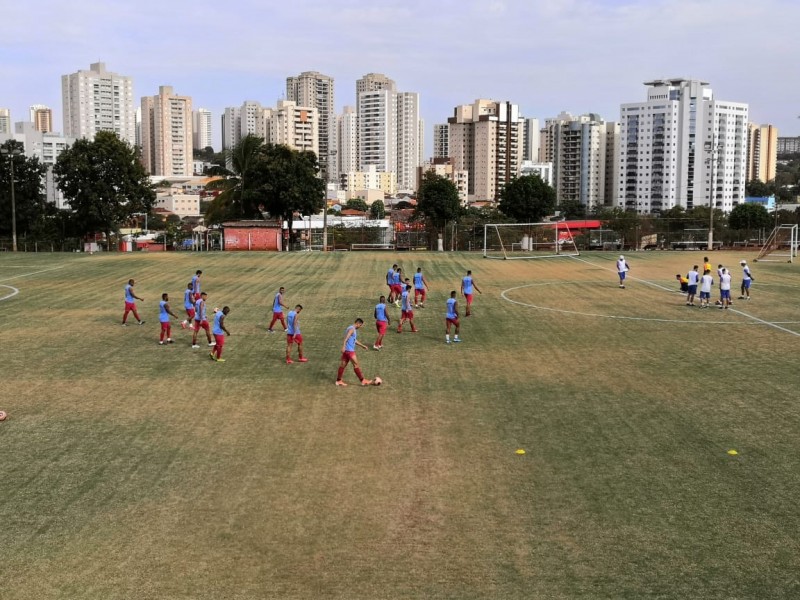 Penapolense enfrenta o Monte Azul hoje em Ribeirão Preto