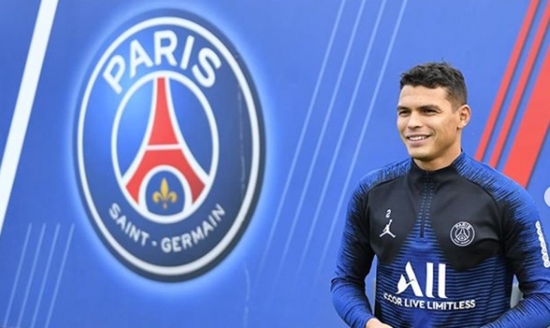 Thiago Silva se despede do PSG após oito anos defendendo o clube