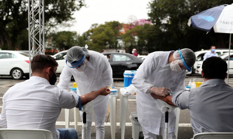 São Paulo contabiliza 290 mortes por coronavírus em 24 horas