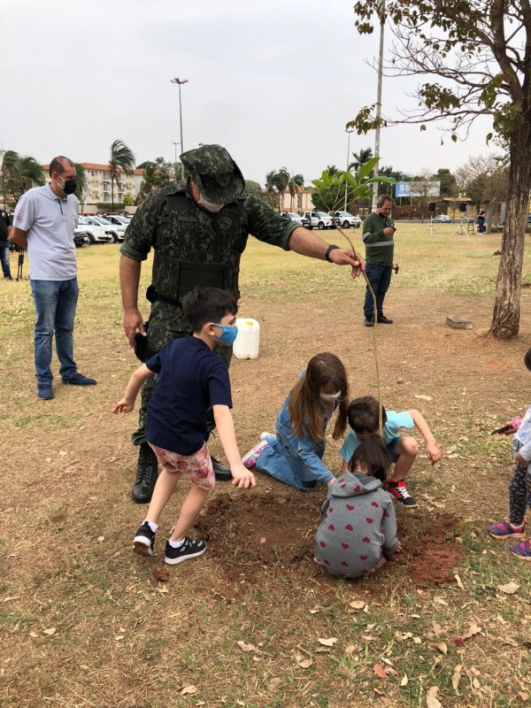 Atividades alusivas ao ‘Dia da Árvore’ foram concentradas em Birigui