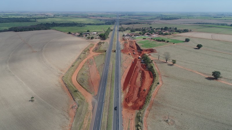 Obras nas rodovias seguem em andamento na região, mesmo com a pandemia